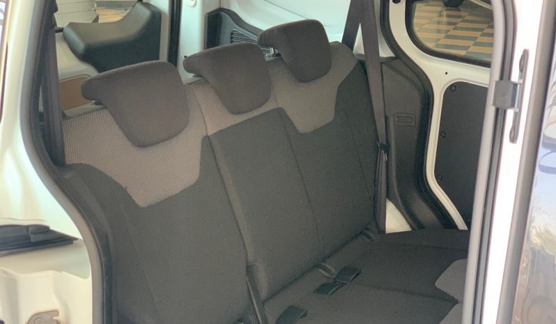 ford tourneo connect completo