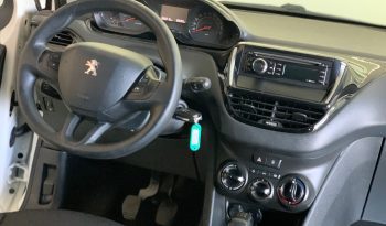 PEUGEOT 208 1.4 HDI completo