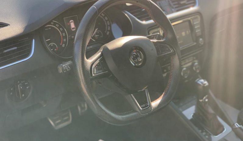 SKODA OCTAVIA COMBI RS DSG completo