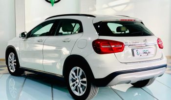 Mercedes-benz gla 200d completo