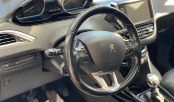 Peugeot 2008 4×4 diesel completo