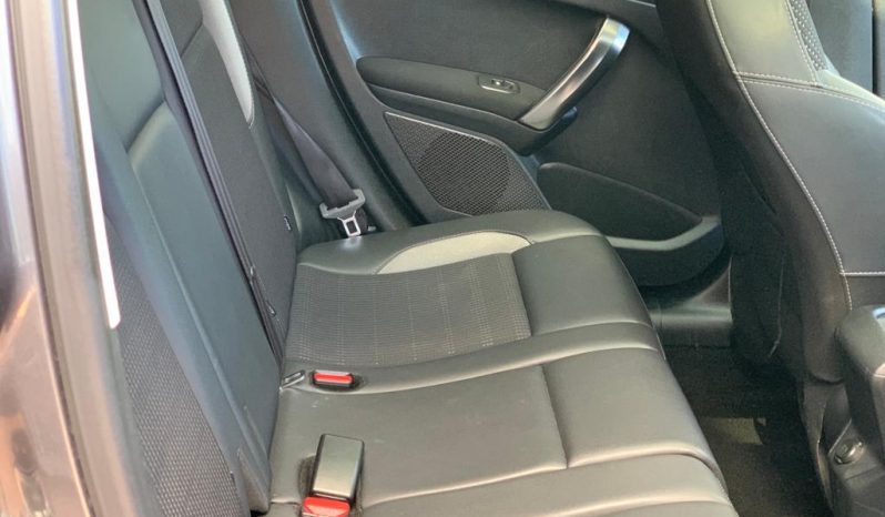 Peugeot 2008 4×4 diesel completo
