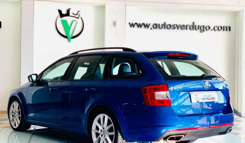 SKODA OCTAVIA COMBI RS DSG completo