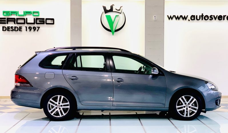 VOLKWAGEN GOLF FAMILIAR completo