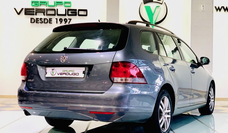 VOLKWAGEN GOLF FAMILIAR completo