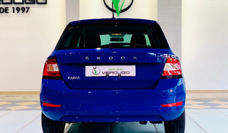 SKODA FABIA 1.0 TSI completo